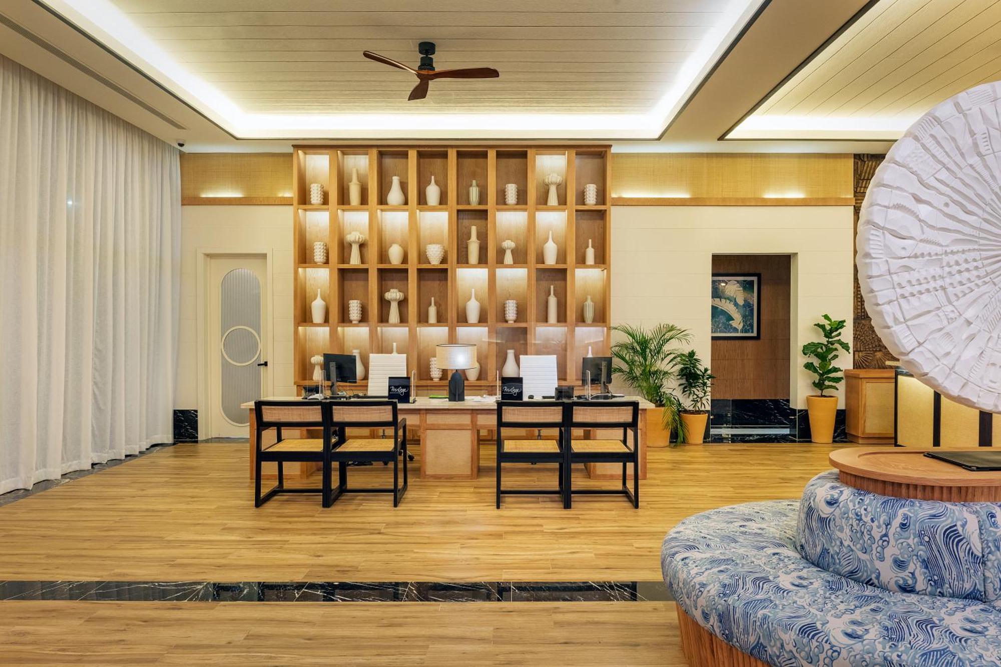Ocean Eden Bay (Adults Only) Spring Rises Exterior foto The lobby of the hotel